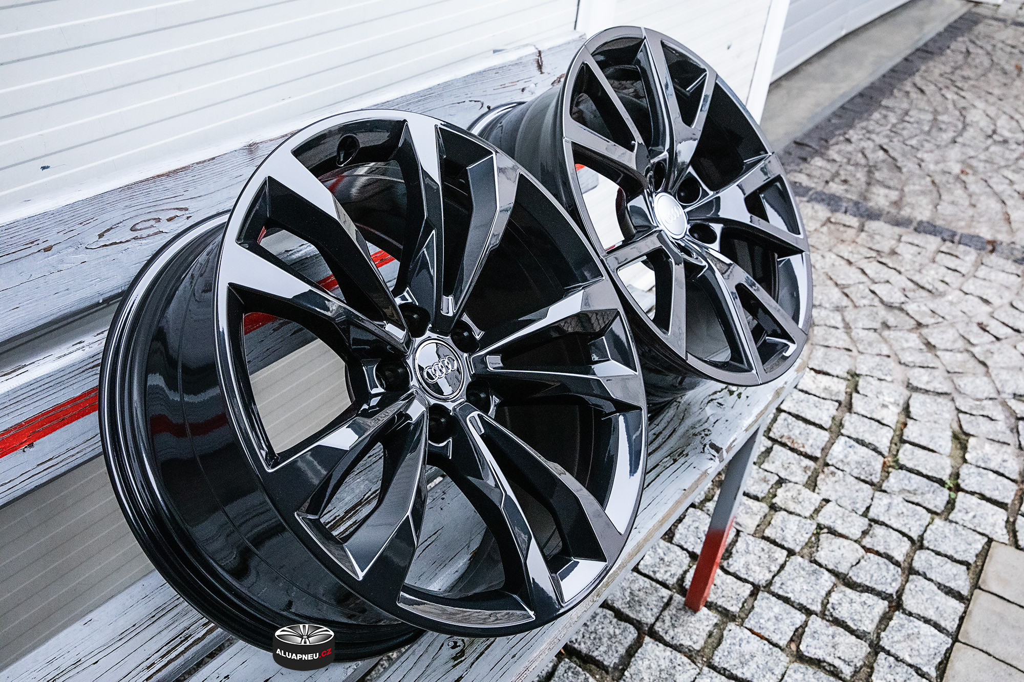 Disky Originální alu kola Audi 092 black